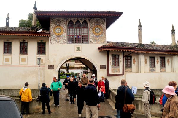 Kahn's Palace - Entry