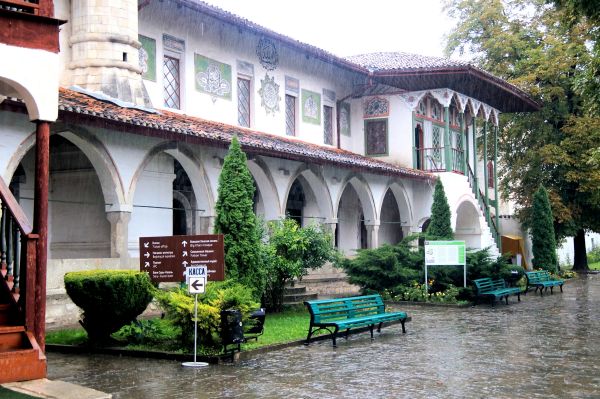 Kahn's Palace Mosque