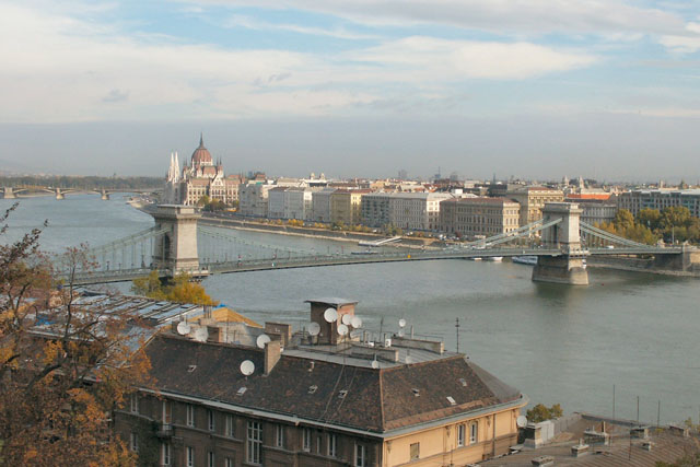 Chain Bridge