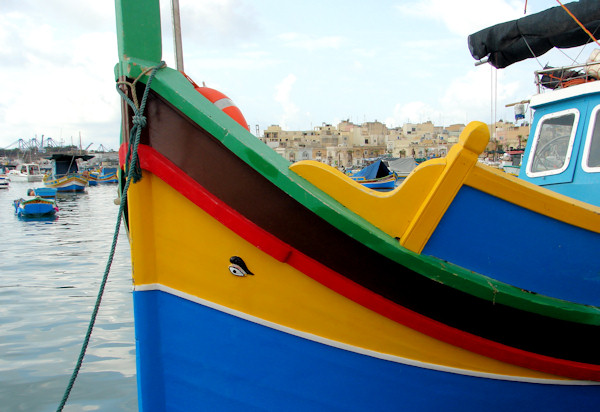 Luzzu (fishing boat)