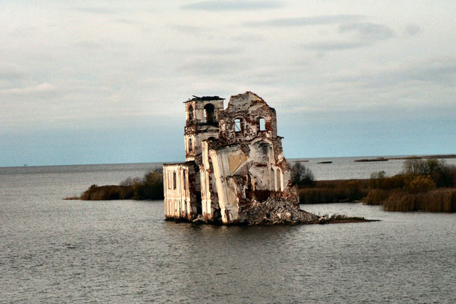 Chuch in Ryinsk Reservior