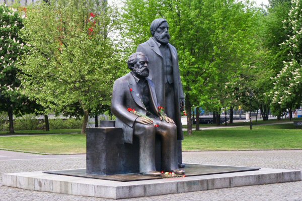 Marx Engels Forum