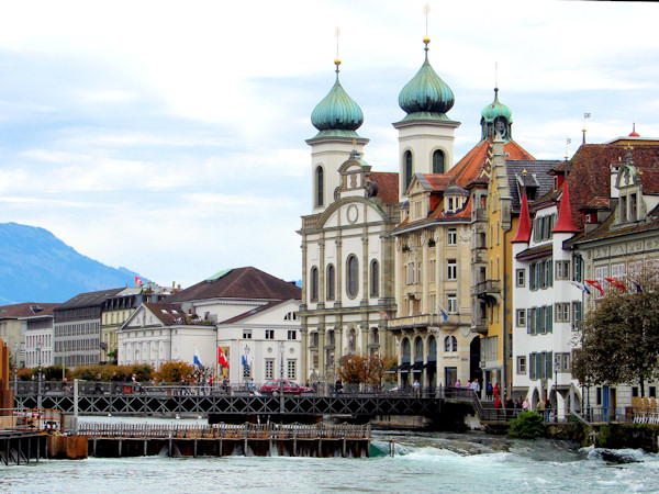 Reuss River Wier