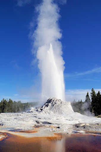 Castle Geyser